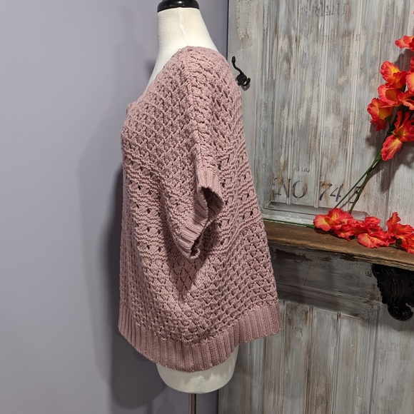 💜SOLD💜Apt. 9 open-weave short-sleeved sweater - Picture 2 of 7